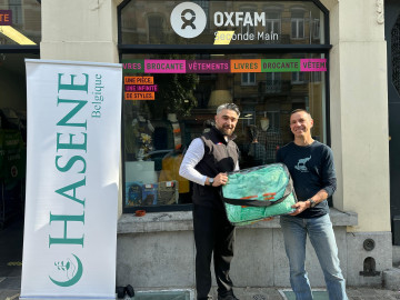 Hasene Belçika'dan Kış Hazırlıklarına Destek: Oxfam'a Battaniye Yardımı